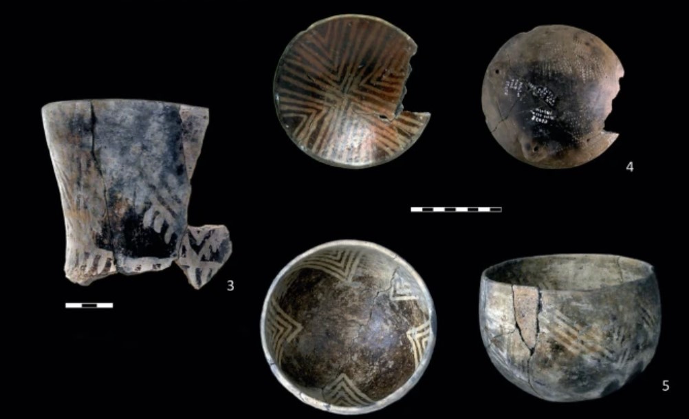 La Marmotta. Pottery. 1–5: Painted ware