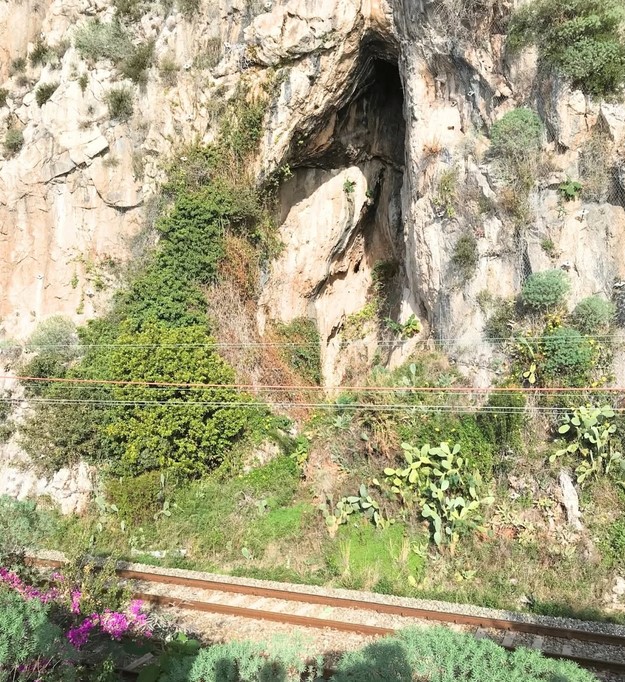 The railway running alongside the Balzi Rossi Caves