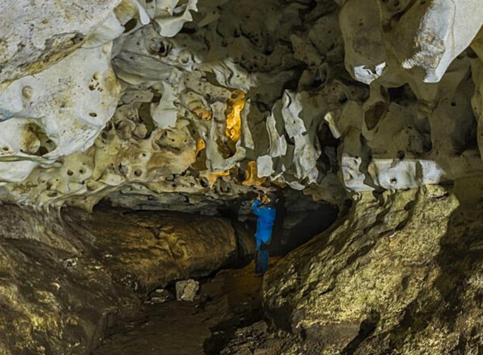 Laerru So Coloru cave 4