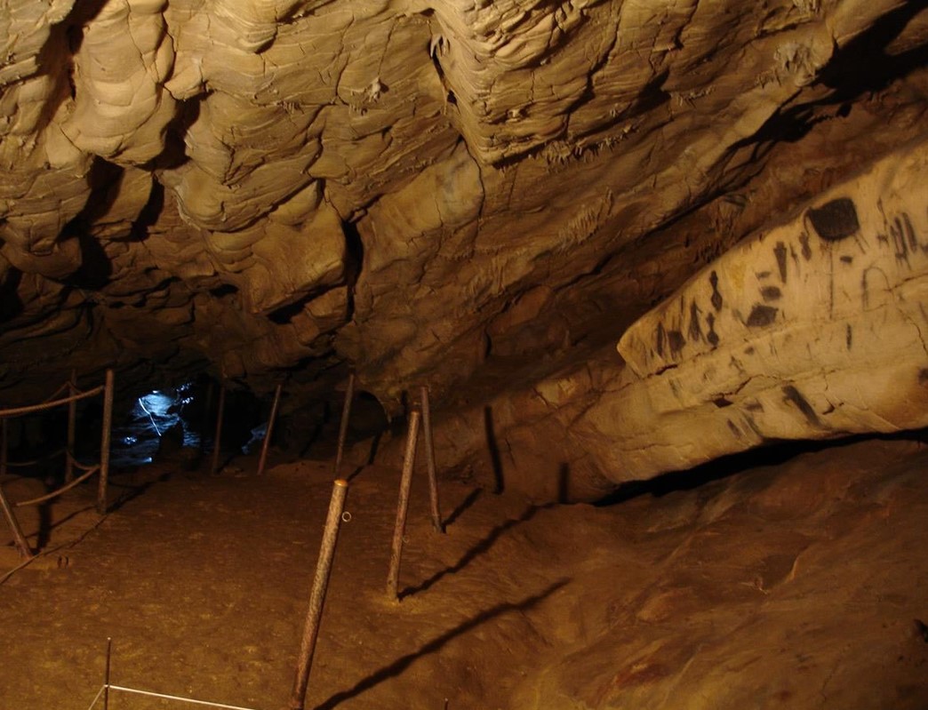 Genovese cave 3